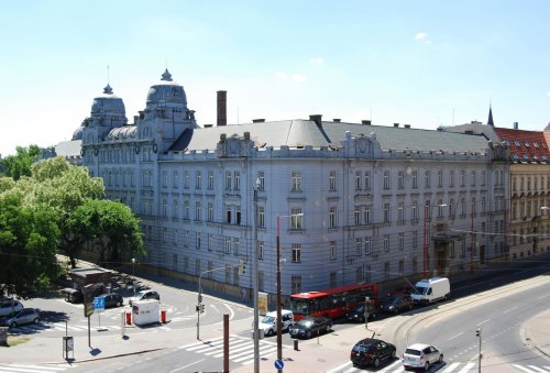 UNIVESIDAD_BRATISLAVA